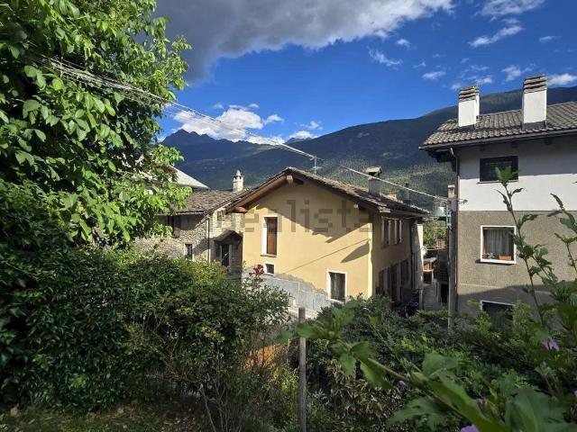 Casa in vendita a Sarre, Aosta