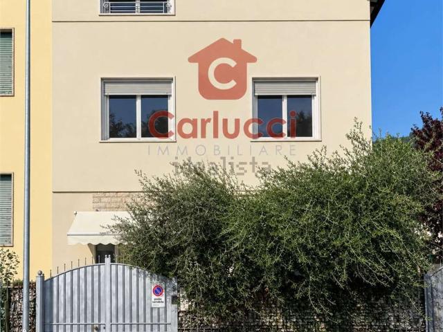 Casa in vendita a Collecchio, Uzzano E Castello