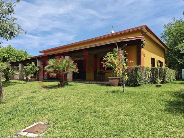 Casa in vendita a Melizzano, Campania