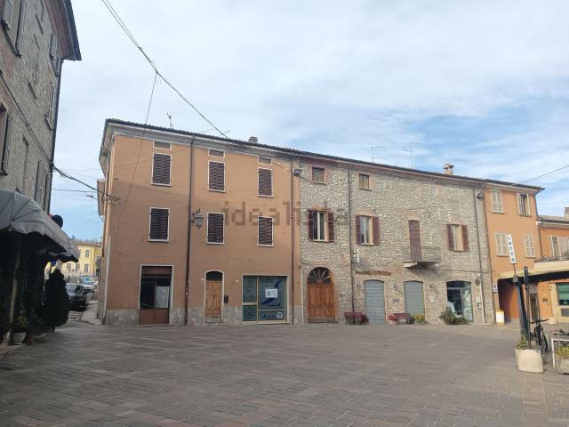 Casa in vendita a Alta Val Tidone, Nibbiano