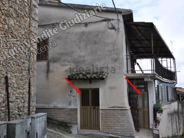 Casa in vendita a Pescorocchiano, Lazio