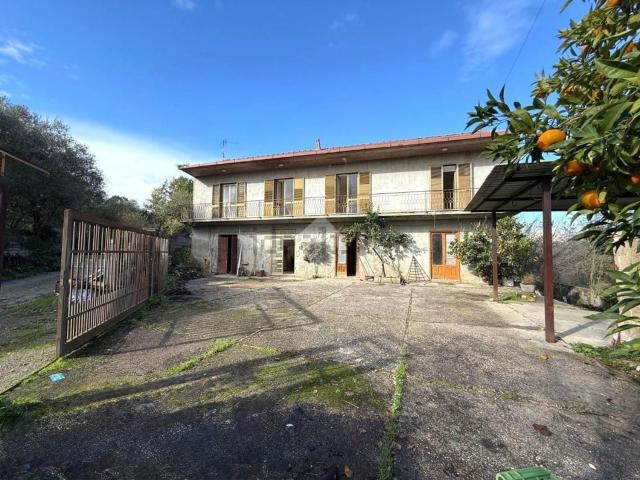 Casa in vendita a Giardoni, Limatola