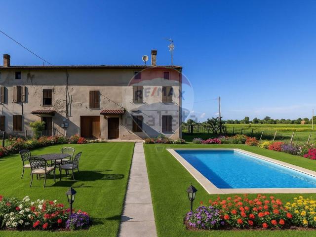 Casa in vendita a Bassa Reggiana, Re