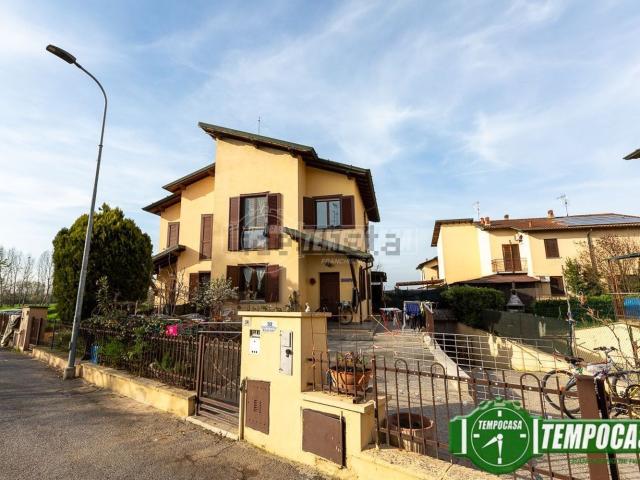 Casa in vendita a Pizzighettone, Lombardia