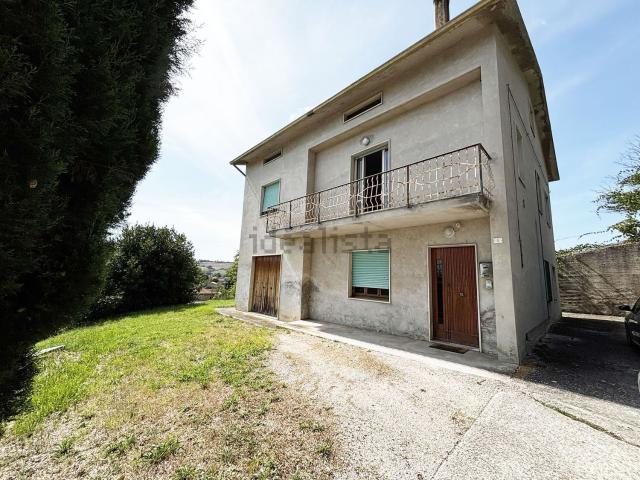 Casa in vendita a Marche, Ancona