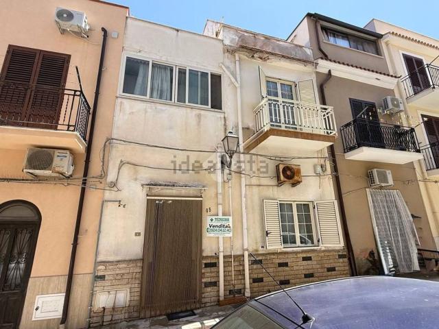 Casa in vendita a Terrasini, Sicilia
