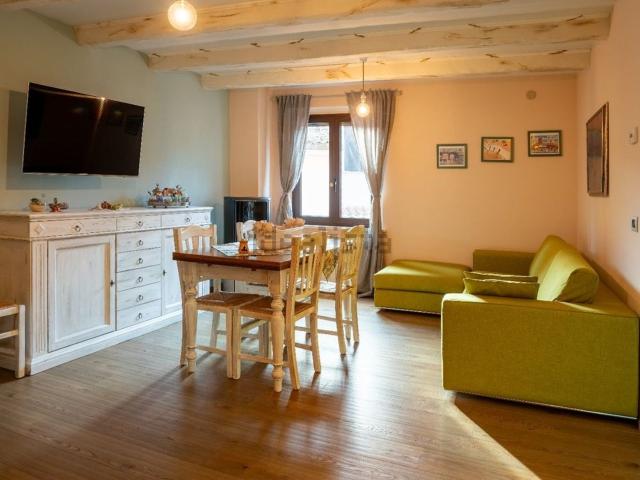 Casa in vendita a Colbassano, Fossato di Vico