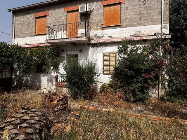 Casa in vendita a Silanus, Sardigna/Sardegna