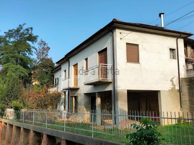 Casa in vendita a Piemonte, Asti