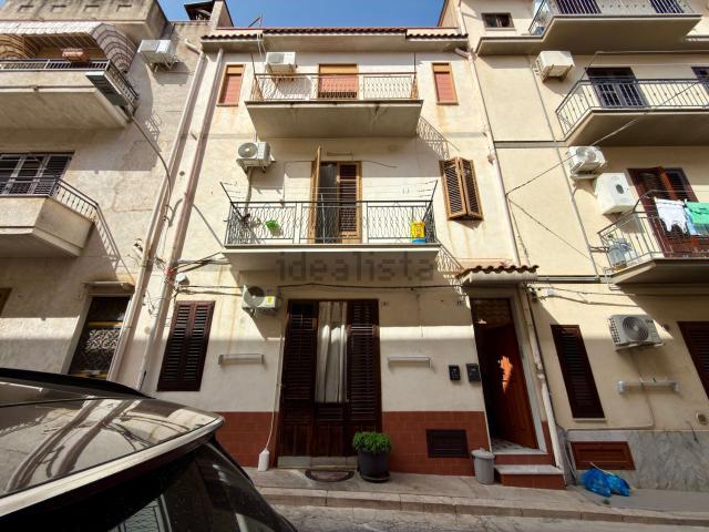 Casa in vendita a Partinico, Sicilia