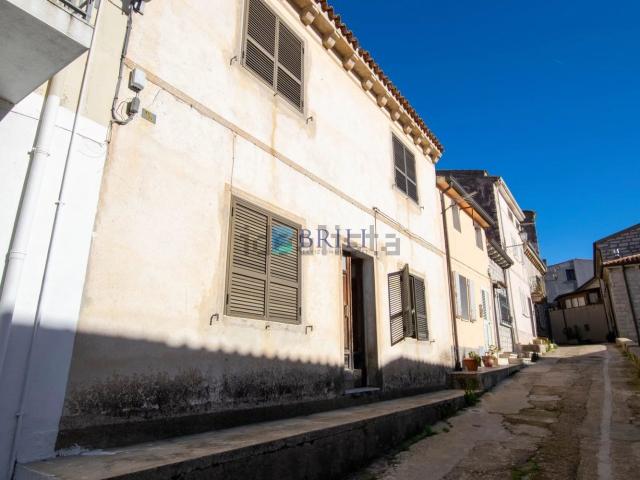 Casa in vendita a Luras, Sardigna/Sardegna