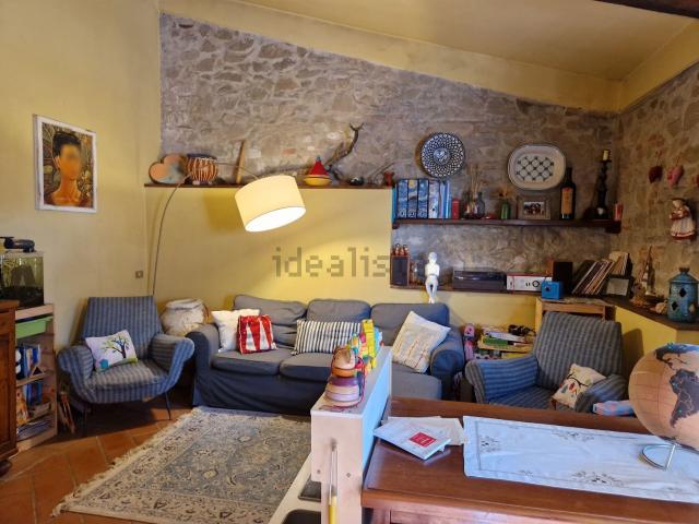 Casa in vendita a Porciano, Lamporecchio