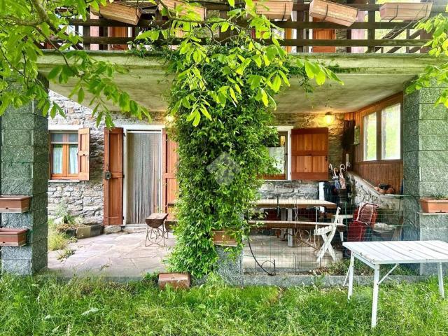 Casa in vendita a Livo, Lombardia