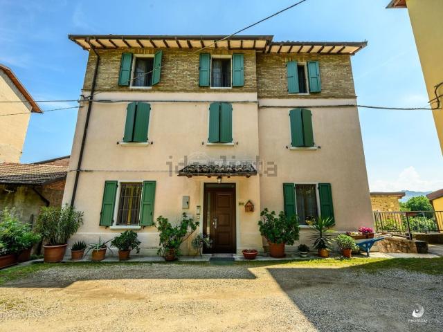 Casa in vendita a Unione di comuni Terre di Castelli, Vignola
