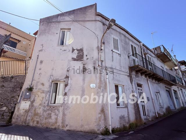 Casa in vendita a Venetico Superiore, Venetico