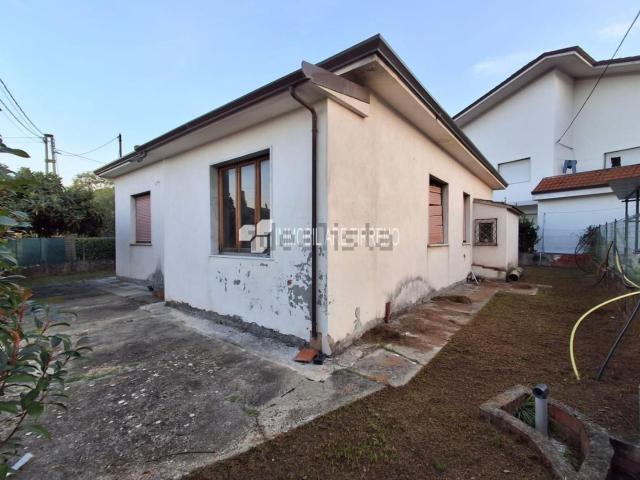 Casa in vendita a Romagnano, Massa