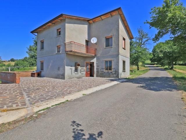 Casa in vendita a Val d’Enza, Re