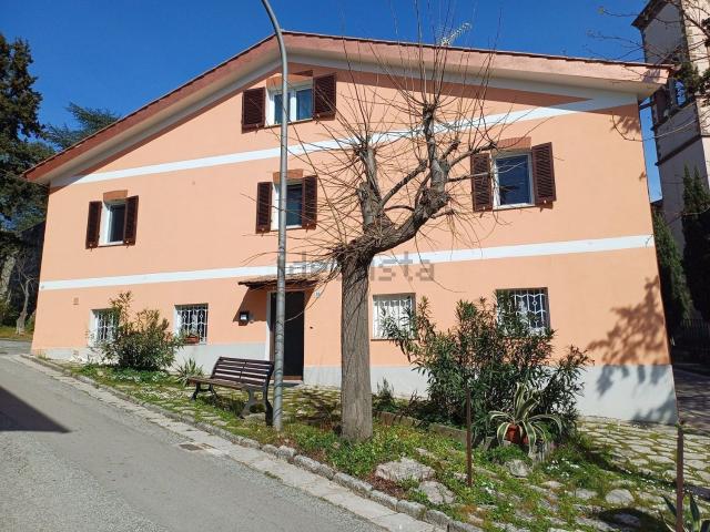 Casa in vendita a San Venanzo, Umbria