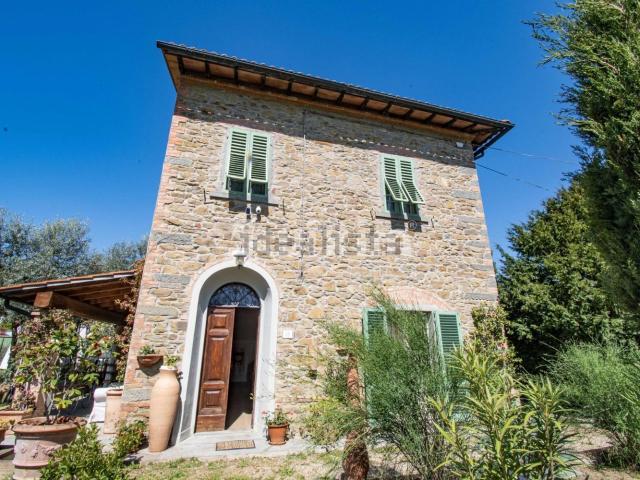 Casa in vendita a Bucine, Toscana