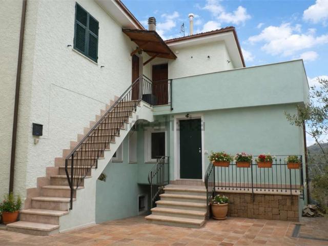Casa in vendita a Villa Faraldi, Liguria