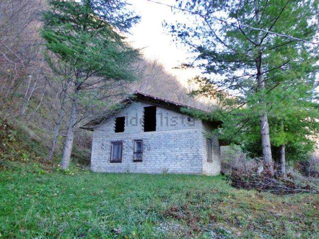 Casa in vendita a Carpineto Della Nora, Abruzzo