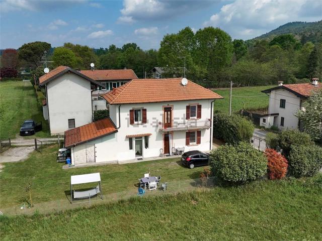 Casa in vendita a San Giorgio, Sesto Calende