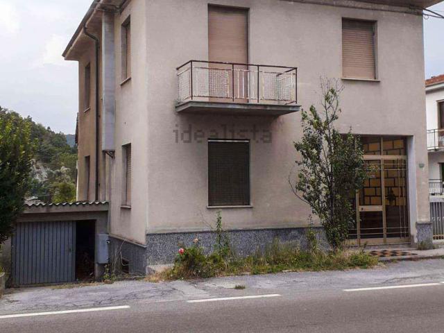 Casa in vendita a Cengio, Liguria