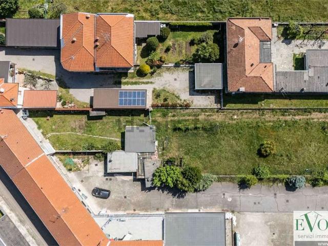 Casa in vendita a Magnago, Lombardia