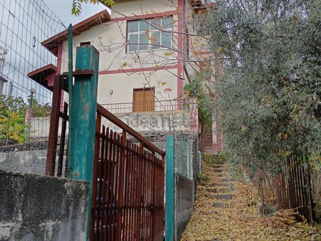 Casa in vendita a Cisterna, Ragalna