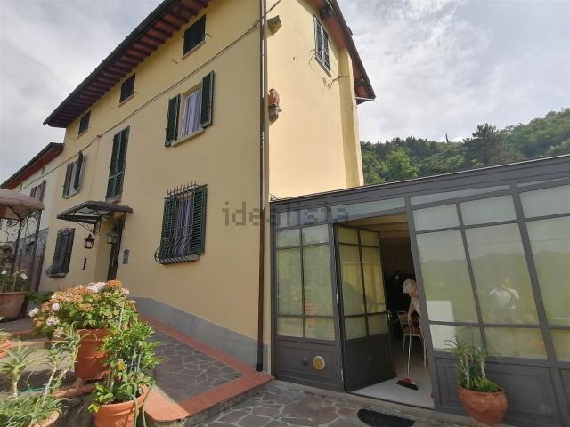 Casa in vendita a Vernio, Toscana