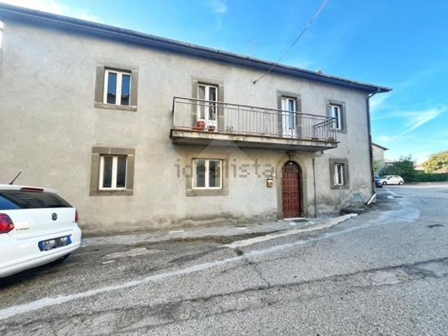 Casa in vendita a Montefiascone, Lazio