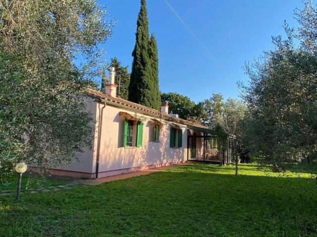 Casa in vendita a Bolgheri, Toscana