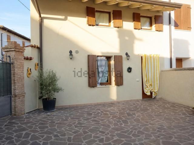 Casa in vendita a Castiglione Delle Stiviere, Lombardia