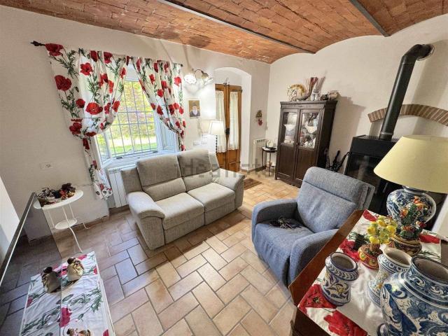 Casa in vendita a Vernio