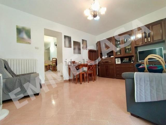 Casa in vendita a Valenzano San Lorenzo, Puglia