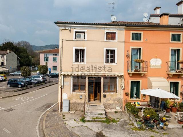 Casa in vendita a Gambellara, Veneto