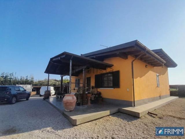 Casa in vendita a Latina, Lazio