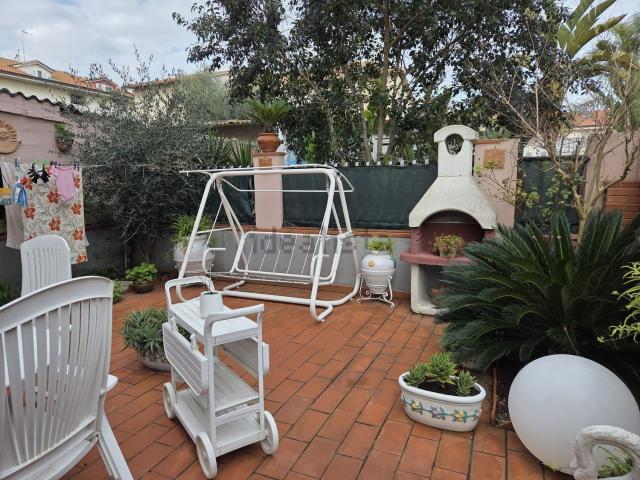Casa in vendita a Marche, Macerata