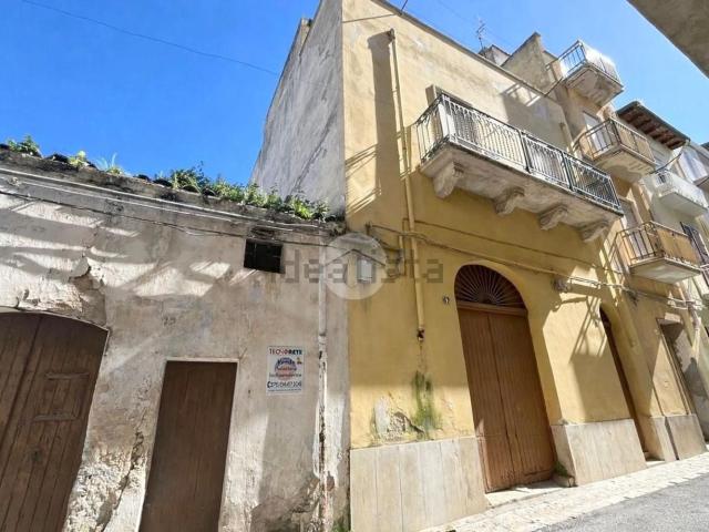 Casa in vendita a Alcamo, Sicilia