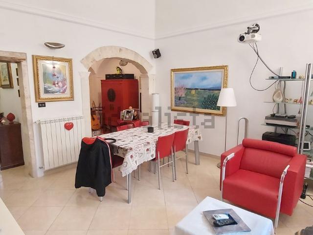 Casa in vendita a Puglia, Bari