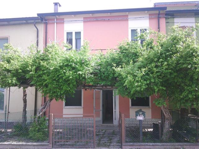 Casa in vendita a Unione di Comuni della Romagna Forlivese, Quattro