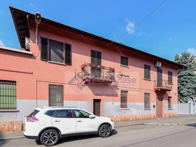 Casa in vendita a Bareggia, Lissone