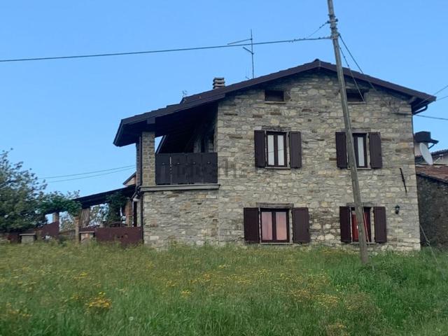 Casa in vendita a Corte Brugnatella