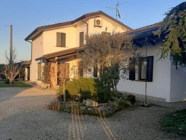 Casa in vendita a Ruina, Riva del Po
