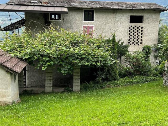 Casa in vendita a Castello Dell'acqua, Lombardia