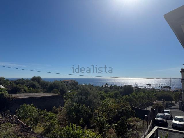 Casa in vendita a Cannizzaro, Aci Castello