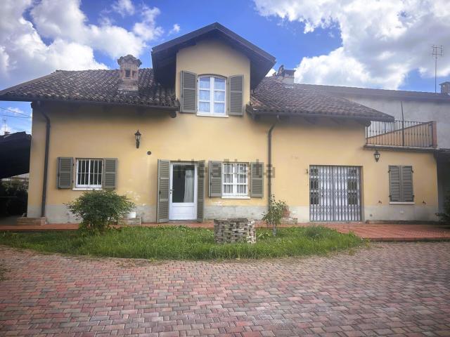 Casa in vendita a Castagnole delle Lanze, Piemonte