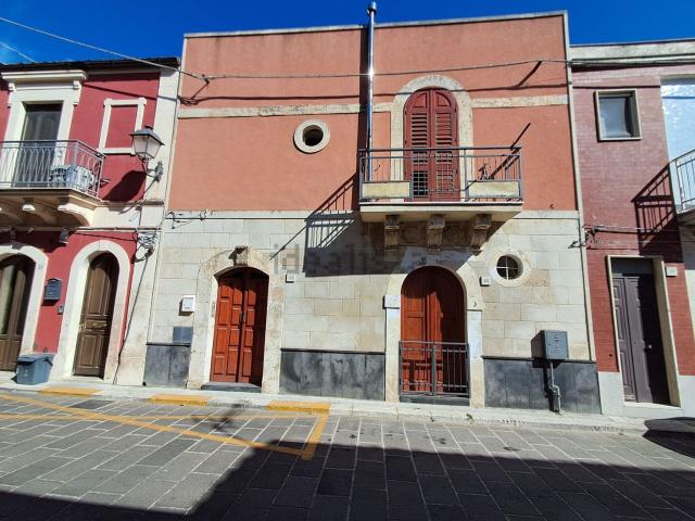 Casa in vendita a Palazzolo Acreide, Sicilia