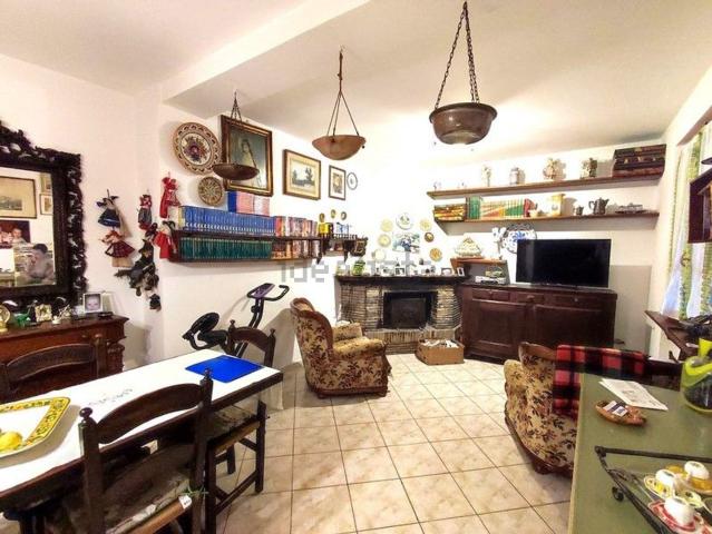 Casa in vendita a Colli al Metauro, Marche