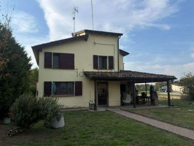 Casa in vendita a Contrada della Chiesa, Busseto
